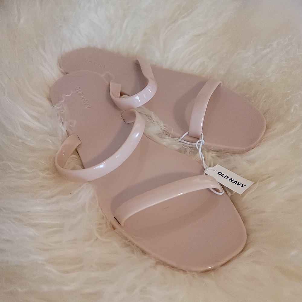 🩷Old Navy Strappy Pink Slides🩷